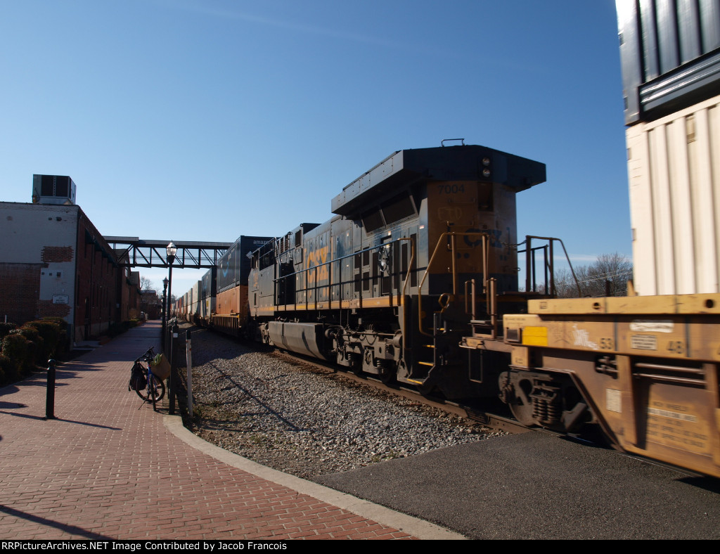 CSX 7004